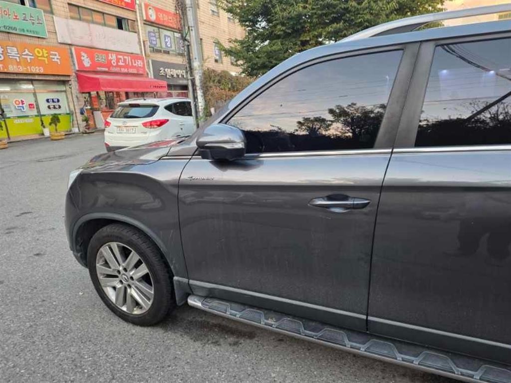 KG모빌리티(쌍용) 렉스턴 렉스턴 스포츠 칸 디젤 2.2 4WD 프로페셔널 X 5링크 이미지 2