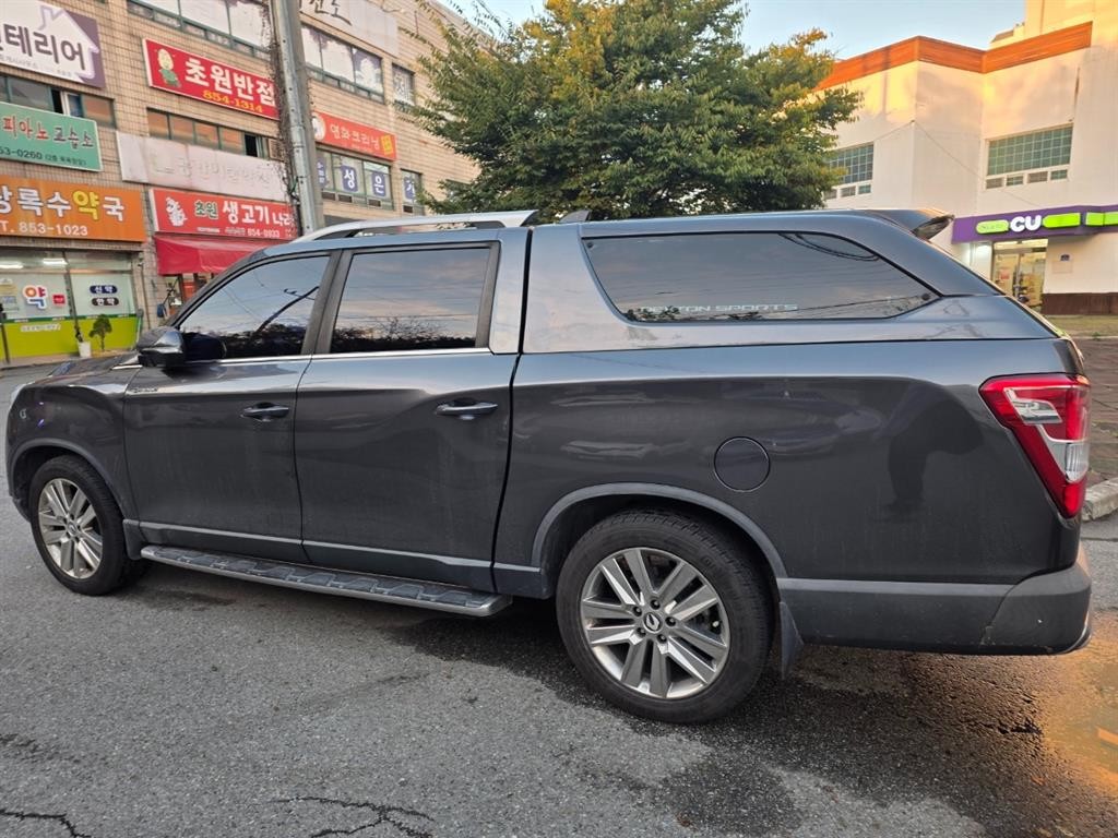 KG모빌리티(쌍용) 렉스턴 렉스턴 스포츠 칸 디젤 2.2 4WD 프로페셔널 X 5링크 이미지 3