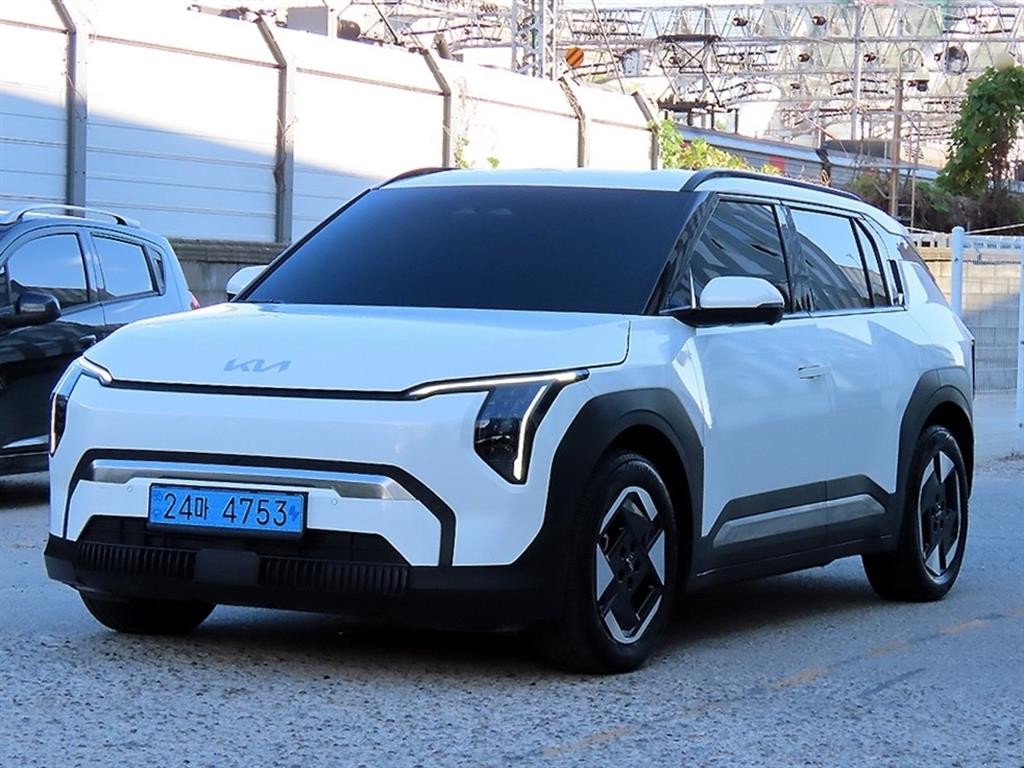 기아 EV3 롱레인지 2WD 어스 이미지 2