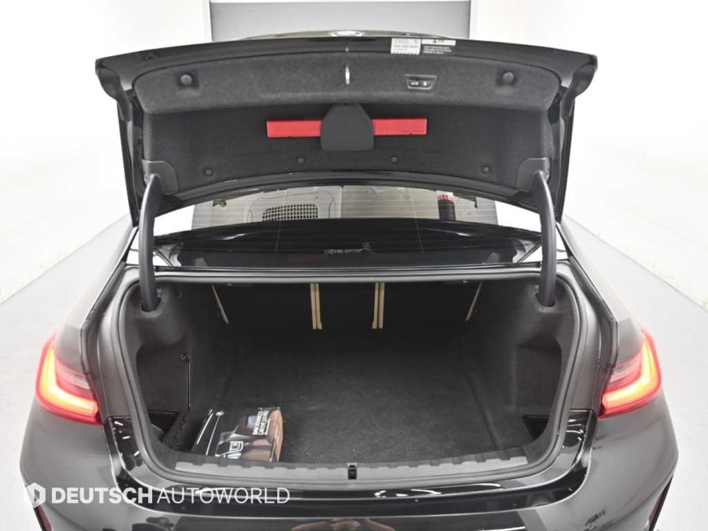 BMW 3시리즈 3시리즈 (G20) 320i M 스포츠 이미지 19