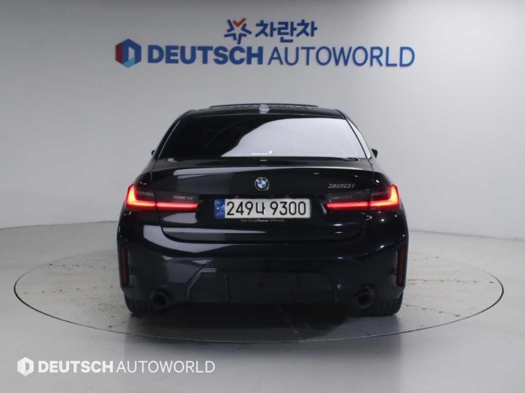 BMW 3시리즈 3시리즈 (G20) 320i M 스포츠 이미지 4