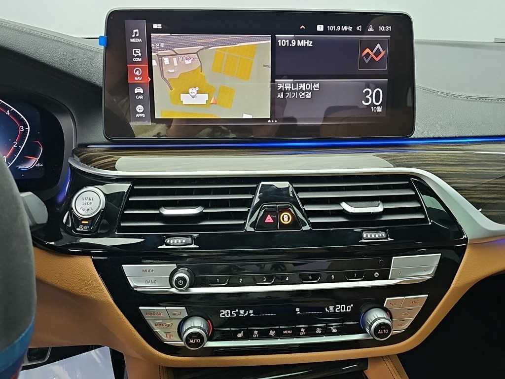 BMW 5시리즈 5시리즈 (G30) 520i M 스포츠 이미지 10