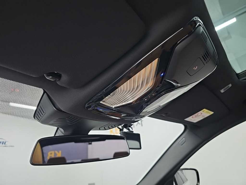 BMW 5시리즈 5시리즈 (G30) 520i M 스포츠 이미지 17