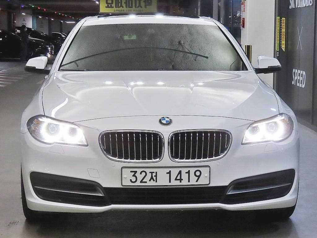 BMW 5시리즈 5시리즈 (F10) 520d xDrive 이미지 2