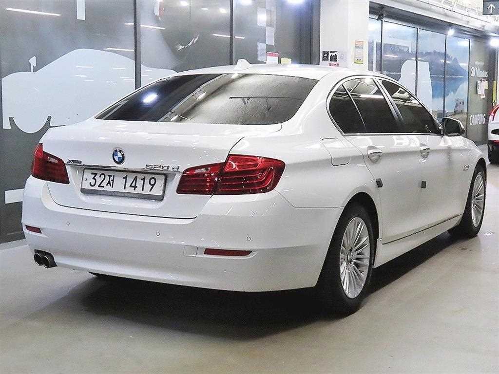 BMW 5시리즈 5시리즈 (F10) 520d xDrive 이미지 4