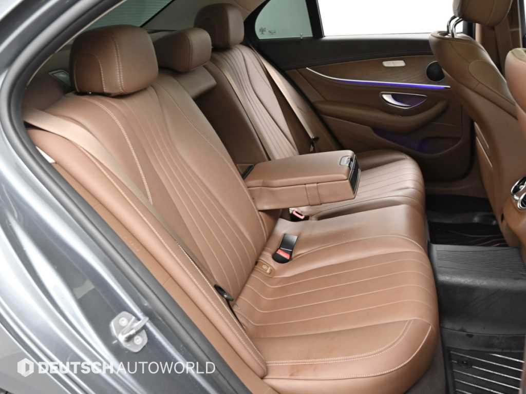 벤츠 E 클래스 E-클래스 W213 E300 4MATIC 익스클루시브 이미지 12