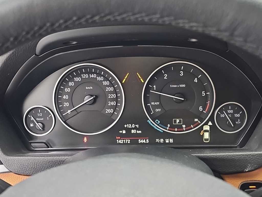 BMW 그란투리스모 3시리즈 GT (F34) GT 320D 럭셔리 이미지 6