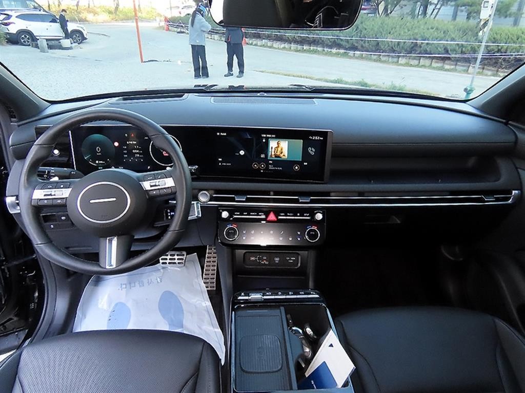 현대 투싼 더 뉴 투싼 (NX4) 가솔린 1.6 터보 4WD 블랙 익스테리어 이미지 7