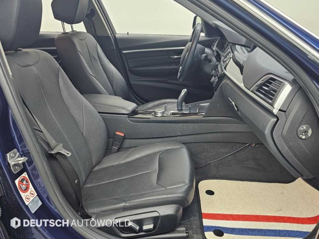 BMW 3시리즈 3시리즈 (F30) 320i 럭셔리 이미지 10