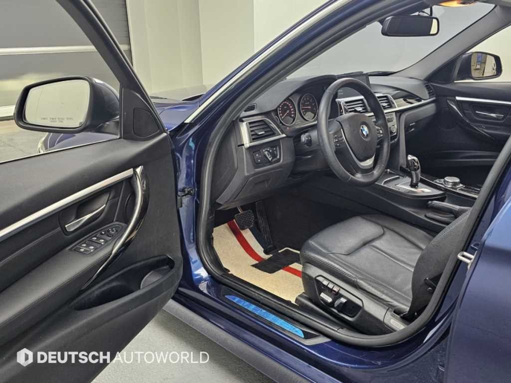 BMW 3시리즈 3시리즈 (F30) 320i 럭셔리 이미지 11