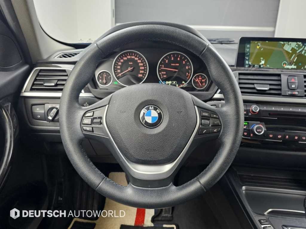 BMW 3시리즈 3시리즈 (F30) 320i 럭셔리 이미지 13