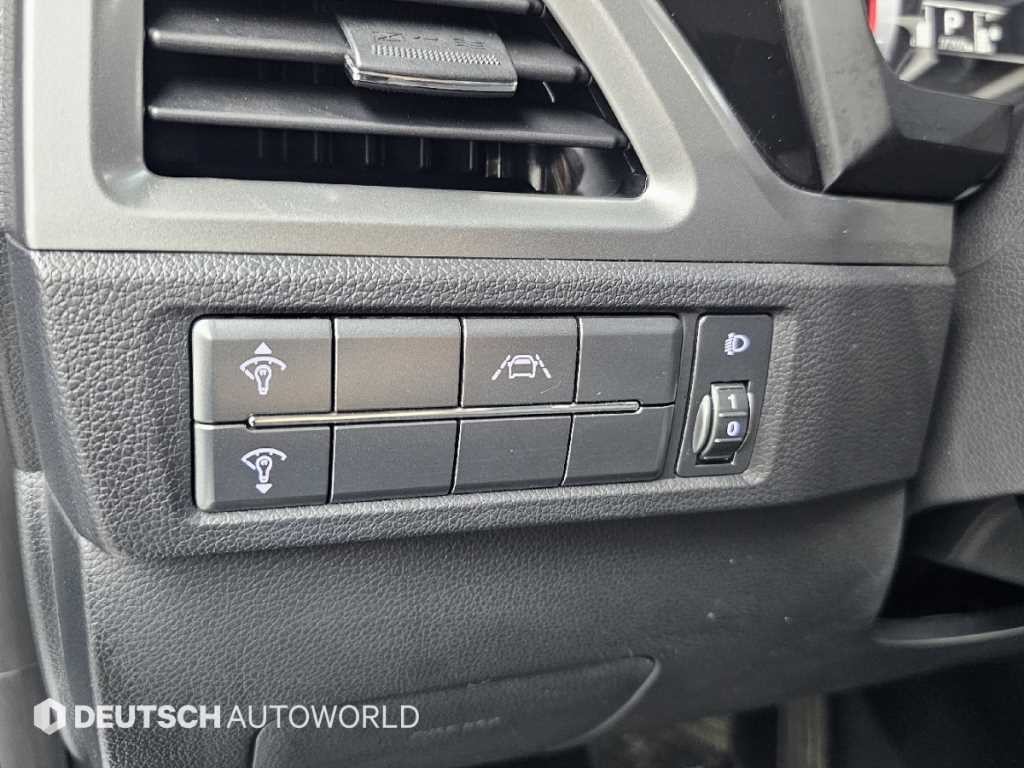 KG모빌리티(쌍용) 코란도 뷰티풀코란도 2WD 디젤 1.6 C5 플러스 이미지 17