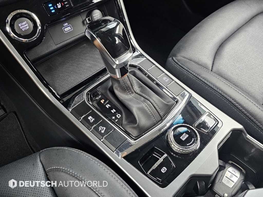 KG모빌리티(쌍용) 코란도 뷰티풀코란도 2WD 디젤 1.6 C5 플러스 이미지 9