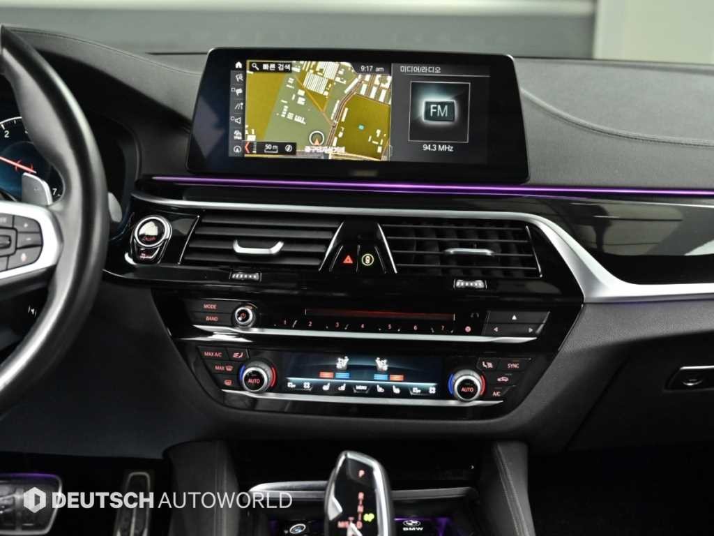BMW 5시리즈 5시리즈 (G30) 530i M 스포츠 플러스 이미지 14