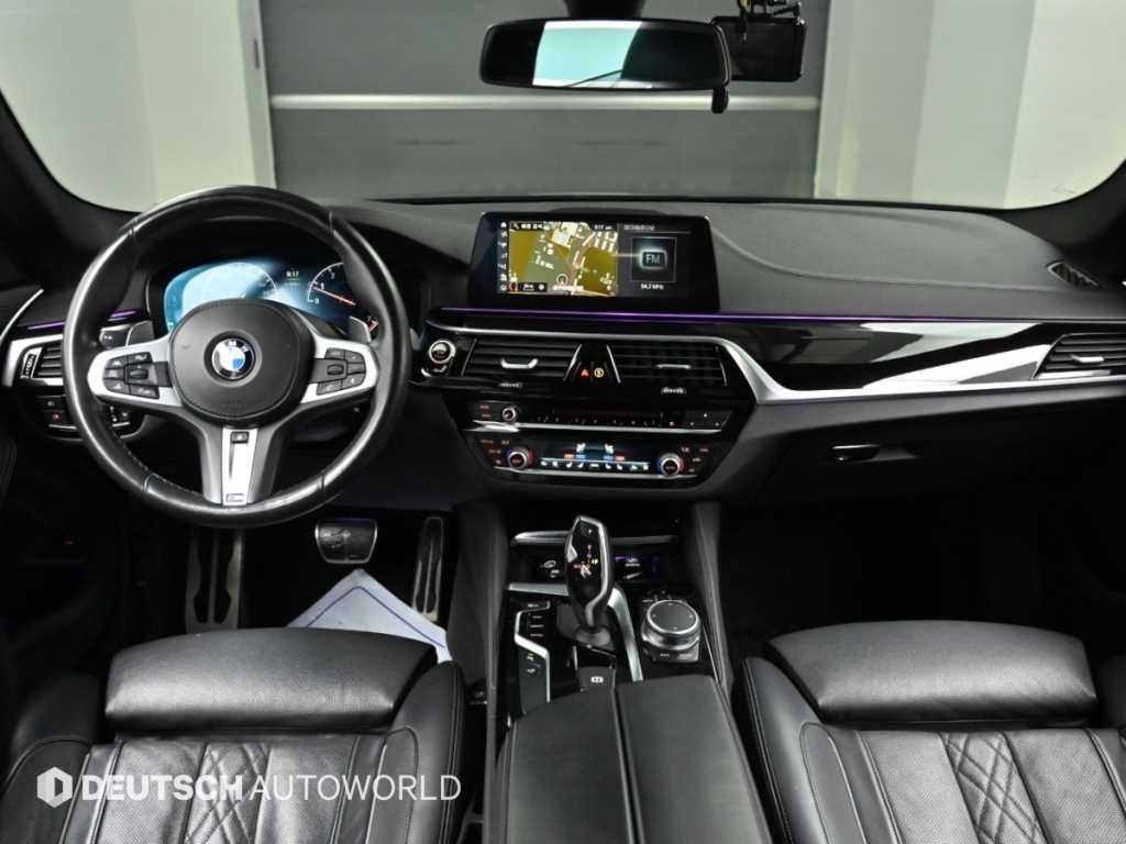 BMW 5시리즈 5시리즈 (G30) 530i M 스포츠 플러스 이미지 7