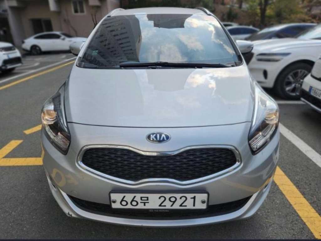 기아 카렌스 올뉴 카렌스 1.7 VGT 프레스티지 이미지 2