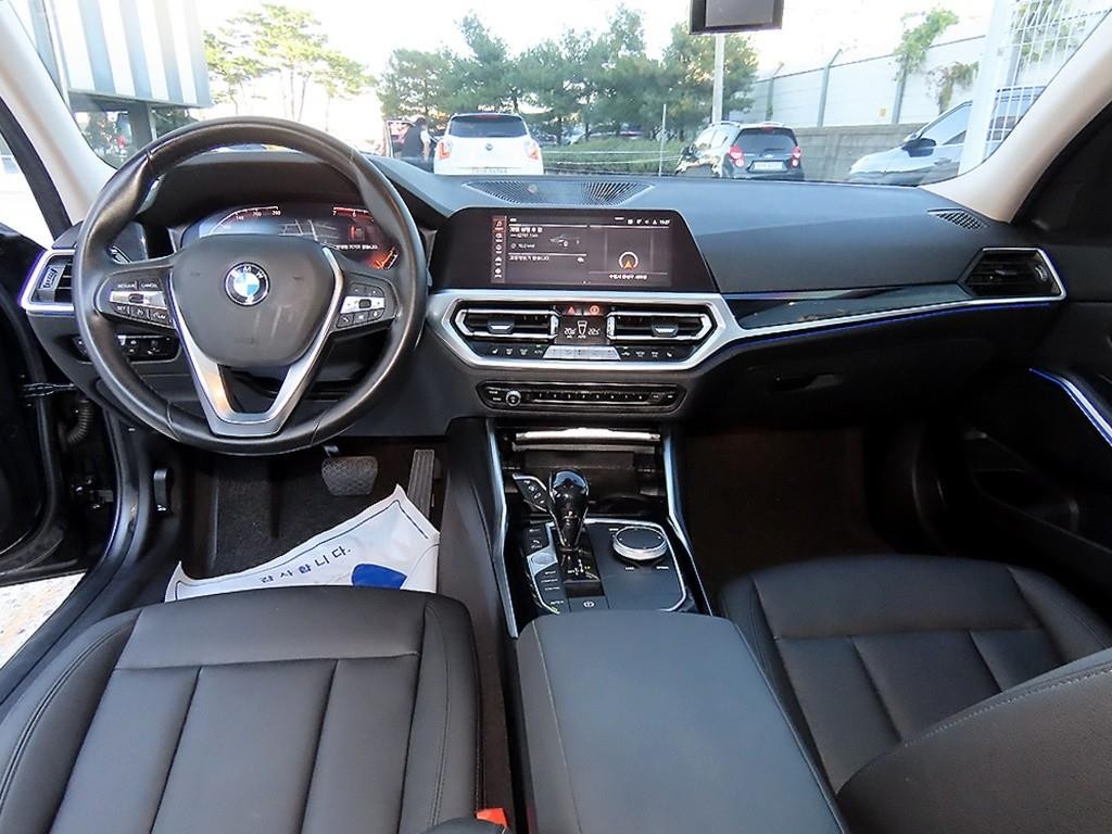BMW 3시리즈 3시리즈 (G20) 320i 이미지 7