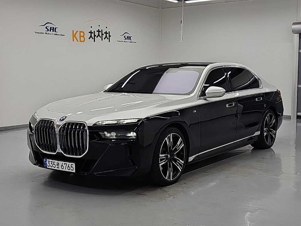 BMW 7시리즈 7시리즈 (G70) 750e xDrive M 스포츠 이미지 4