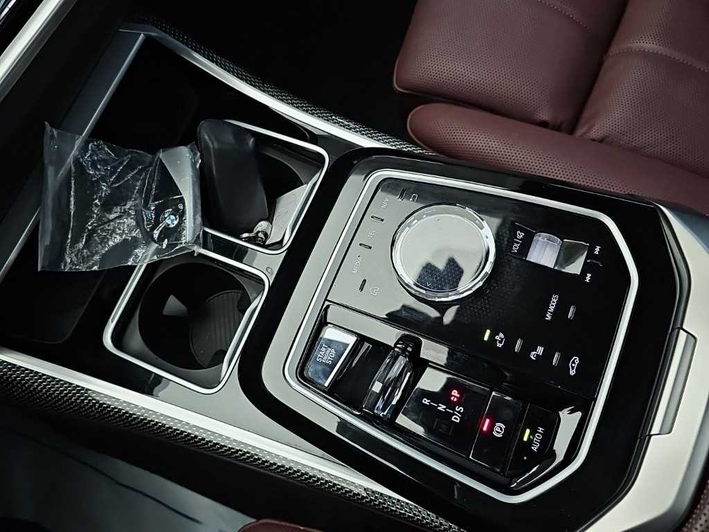 BMW 7시리즈 7시리즈 (G70) 750e xDrive M 스포츠 이미지 8