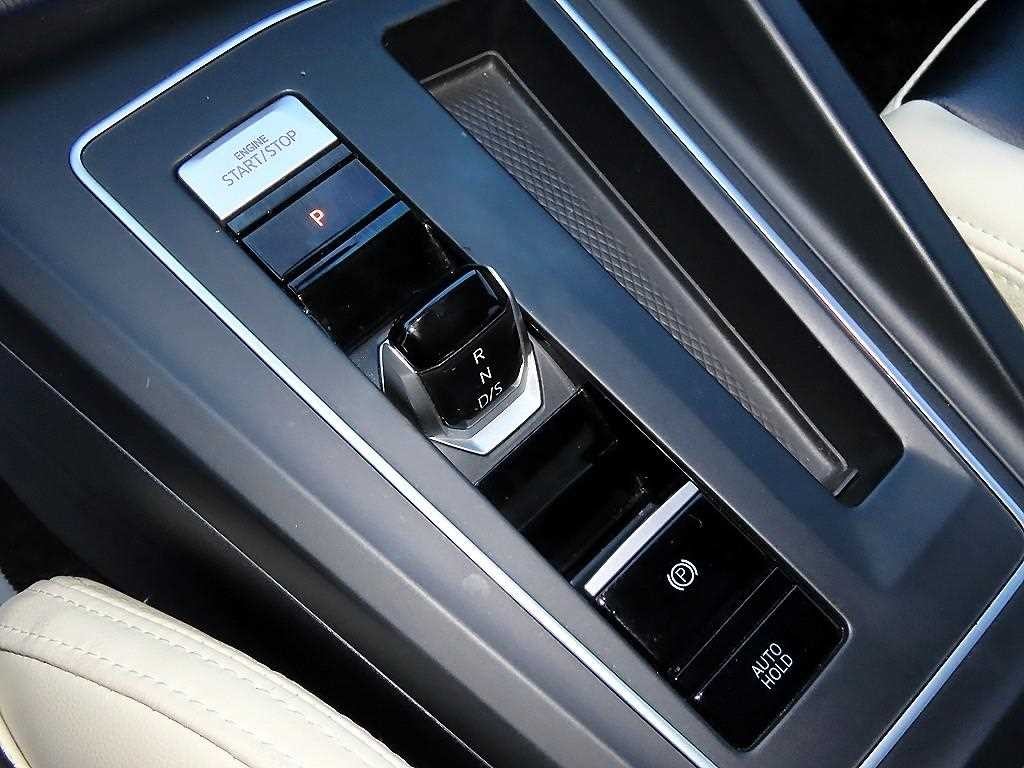 폭스바겐 골프 골프 8세대 2.0 TDI 프레스티지 이미지 11