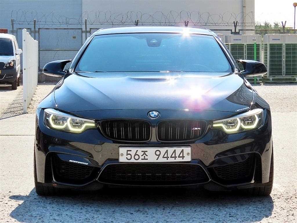 BMW 4시리즈 M4 (F82) 컨버터블 컴패티션 이미지 1