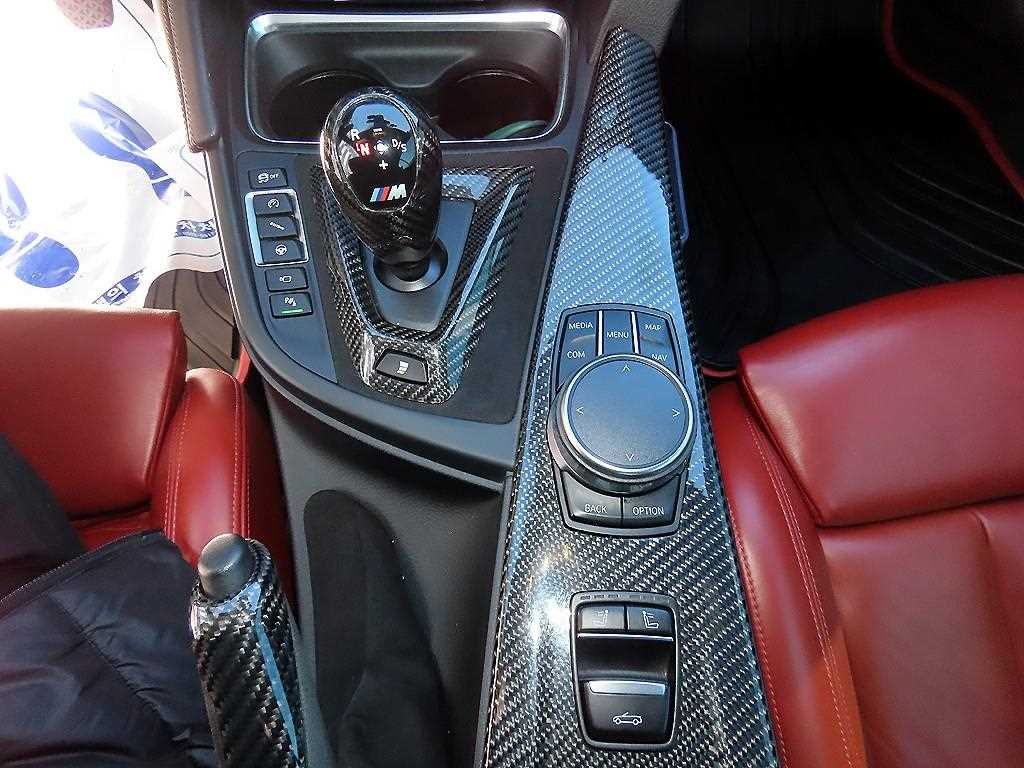 BMW 4시리즈 M4 (F82) 컨버터블 컴패티션 이미지 14