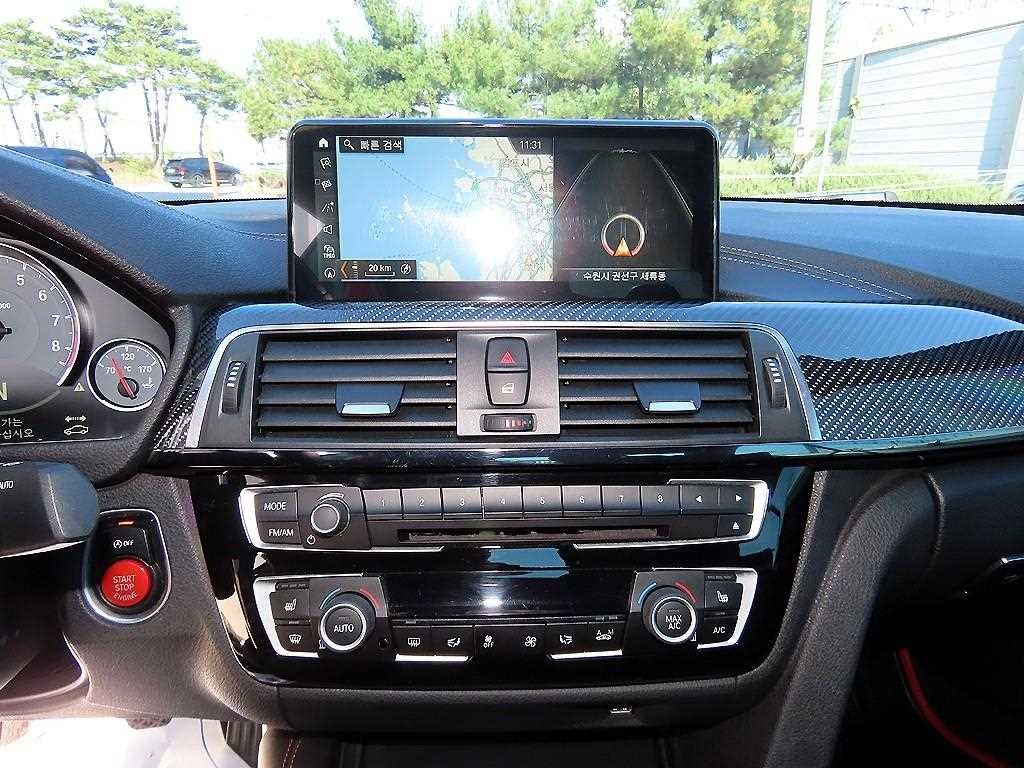 BMW 4시리즈 M4 (F82) 컨버터블 컴패티션 이미지 15