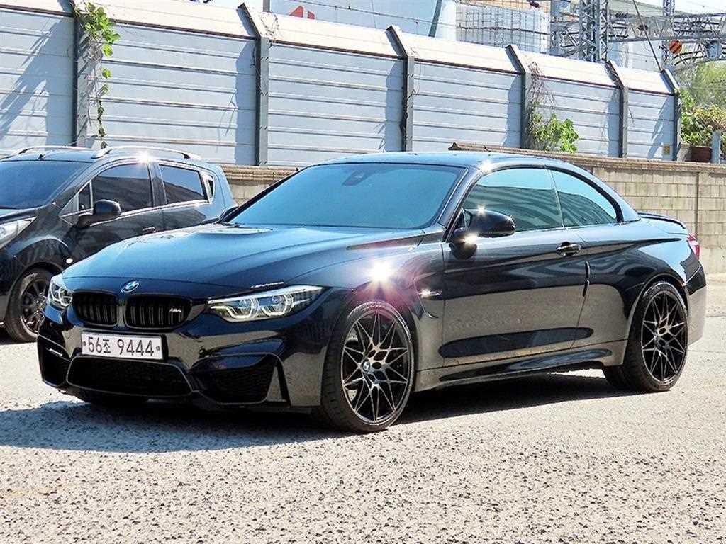 BMW 4시리즈 M4 (F82) 컨버터블 컴패티션 이미지 2