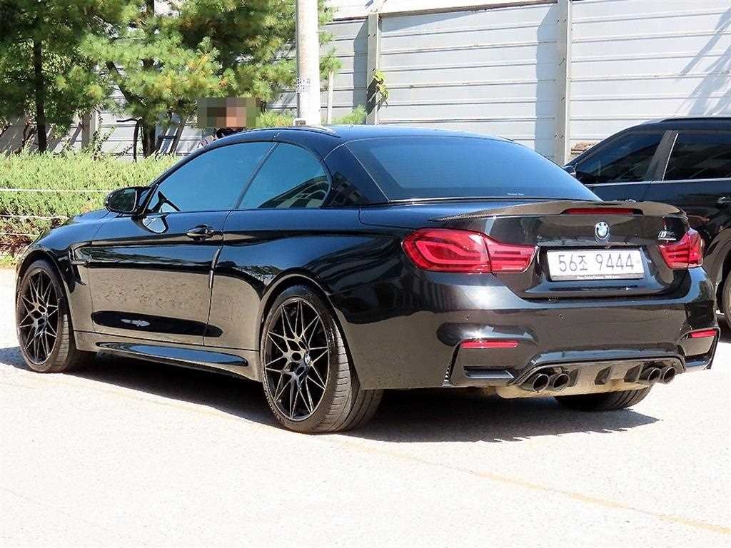 BMW 4시리즈 M4 (F82) 컨버터블 컴패티션 이미지 3