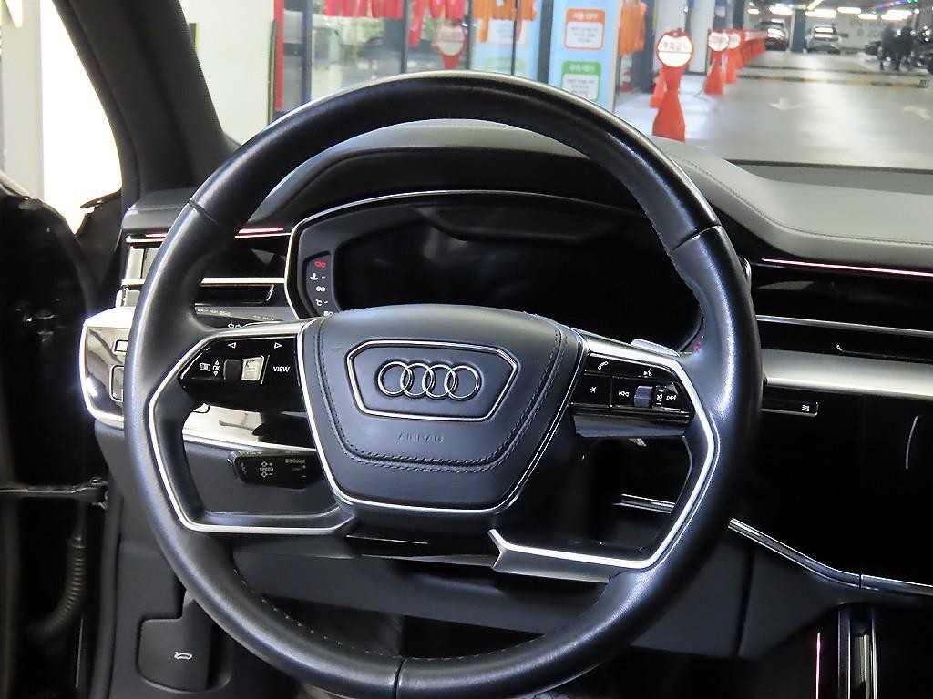 아우디 A8 A8 (D5) 55 TFSI 콰트로 LWB 이미지 8