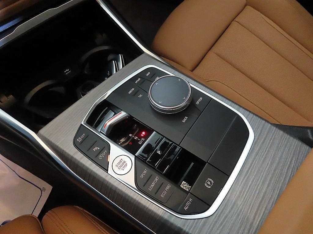 BMW 3시리즈 3시리즈 (G20) 320i 이미지 12