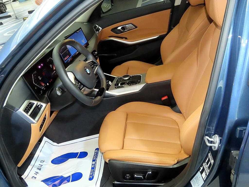 BMW 3시리즈 3시리즈 (G20) 320i 이미지 6