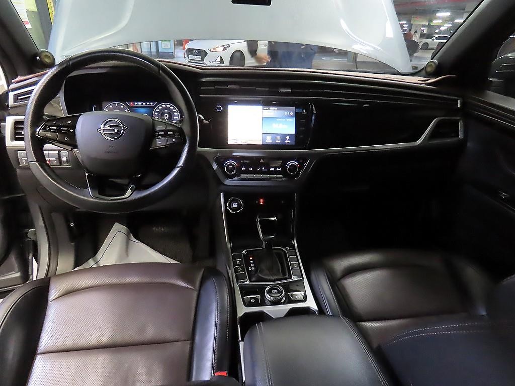 KG모빌리티(쌍용) 코란도 뷰티풀코란도 2WD 가솔린 1.5 C5 플러스 이미지 10