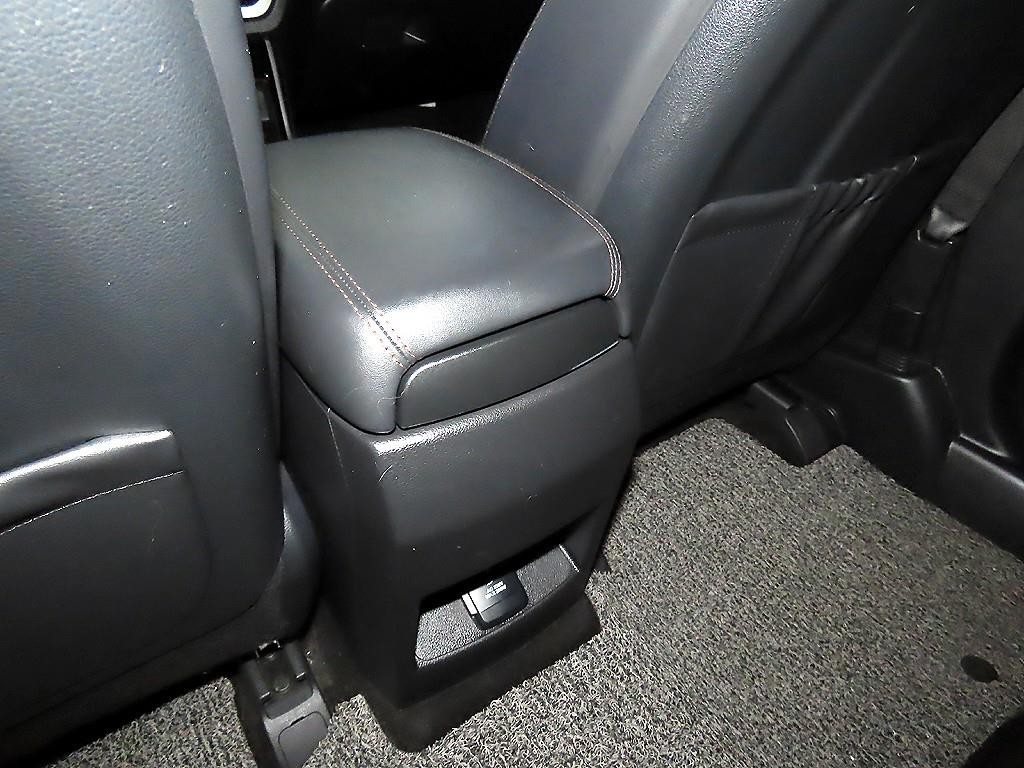 KG모빌리티(쌍용) 코란도 뷰티풀코란도 2WD 가솔린 1.5 C5 플러스 이미지 16