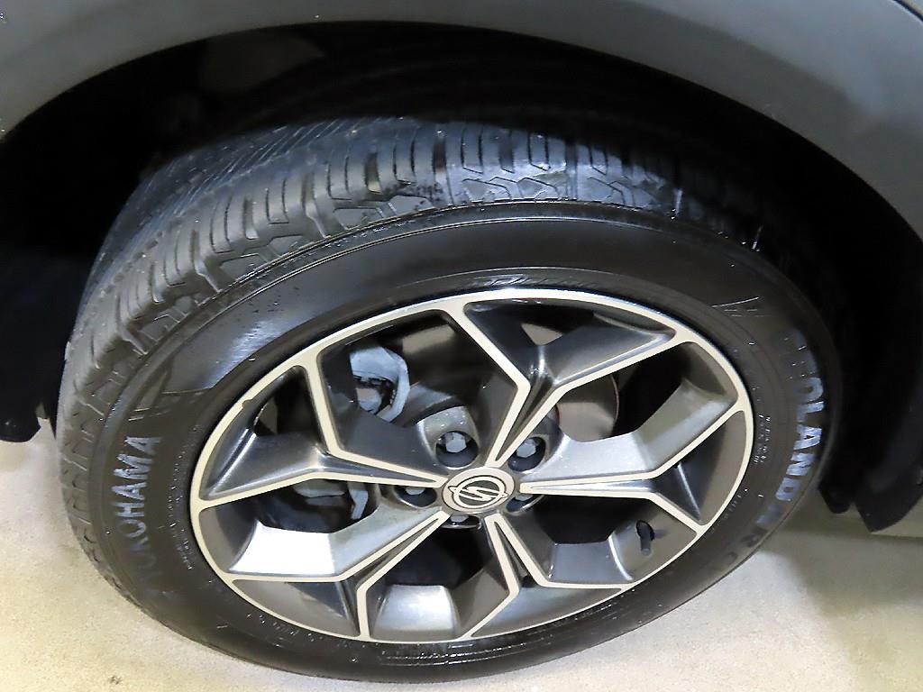 KG모빌리티(쌍용) 코란도 뷰티풀코란도 2WD 가솔린 1.5 C5 플러스 이미지 20