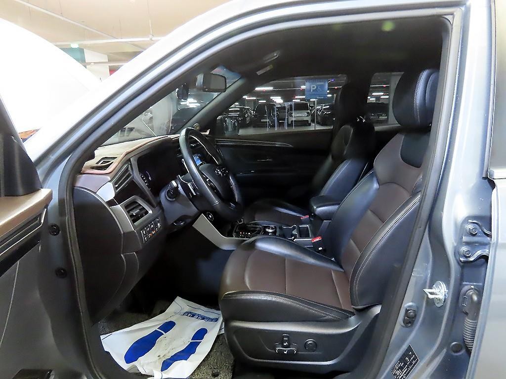 KG모빌리티(쌍용) 코란도 뷰티풀코란도 2WD 가솔린 1.5 C5 플러스 이미지 6