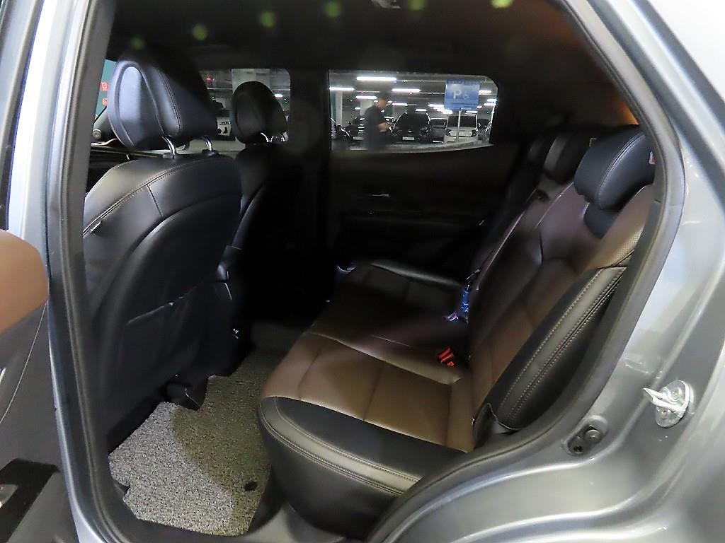 KG모빌리티(쌍용) 코란도 뷰티풀코란도 2WD 가솔린 1.5 C5 플러스 이미지 7