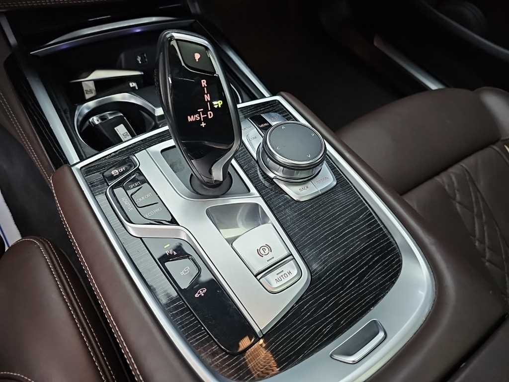 BMW 7시리즈 7시리즈 (G11) 740Li xDrive M SPORT 스포츠 이미지 8