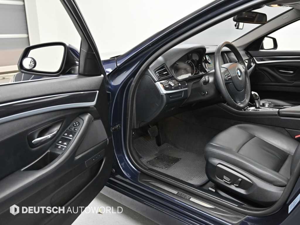 BMW 5시리즈 5시리즈 (F10) 520d 이미지 11