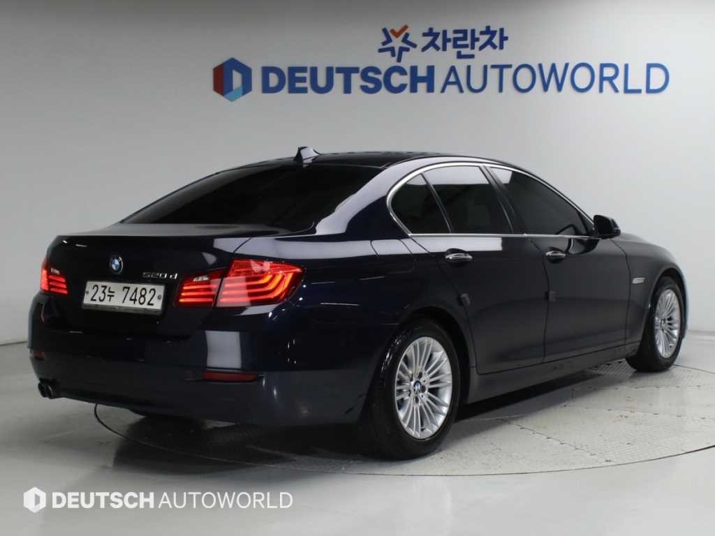 BMW 5시리즈 5시리즈 (F10) 520d 이미지 2