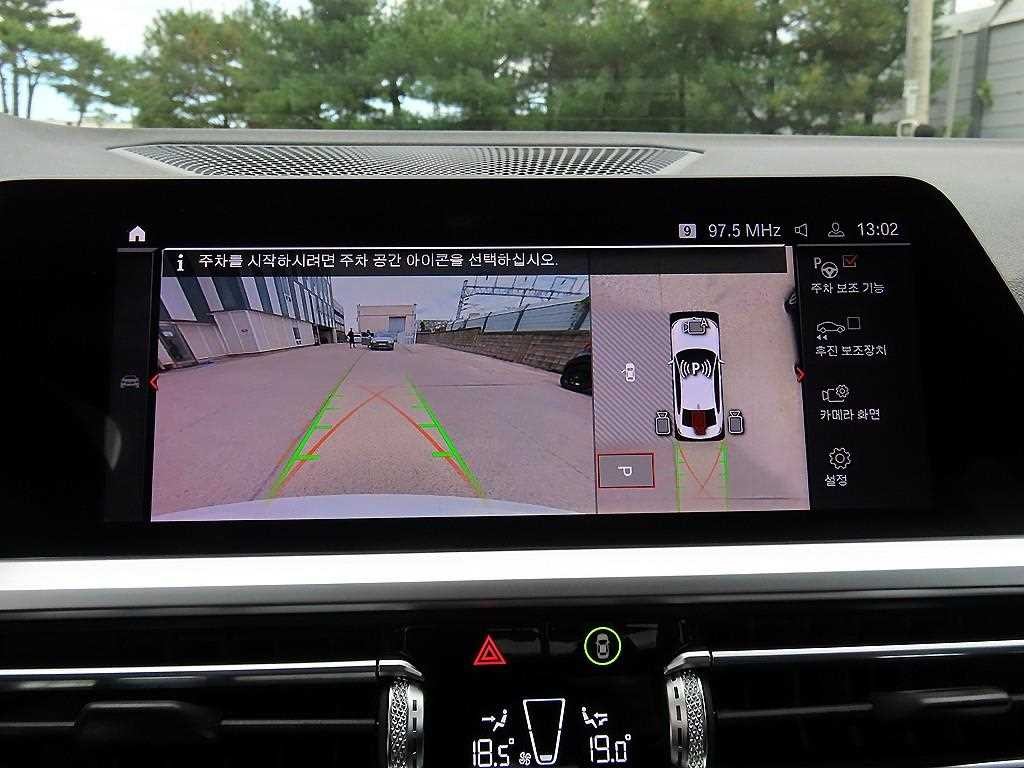 BMW 3시리즈 3시리즈 (G20) 320i M 스포츠 이미지 15