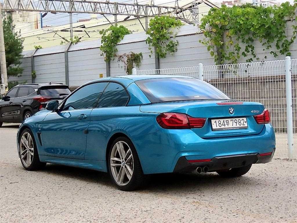 BMW 4시리즈 4시리즈 (F32) 430i 컨버터블 M 스포츠 이미지 3