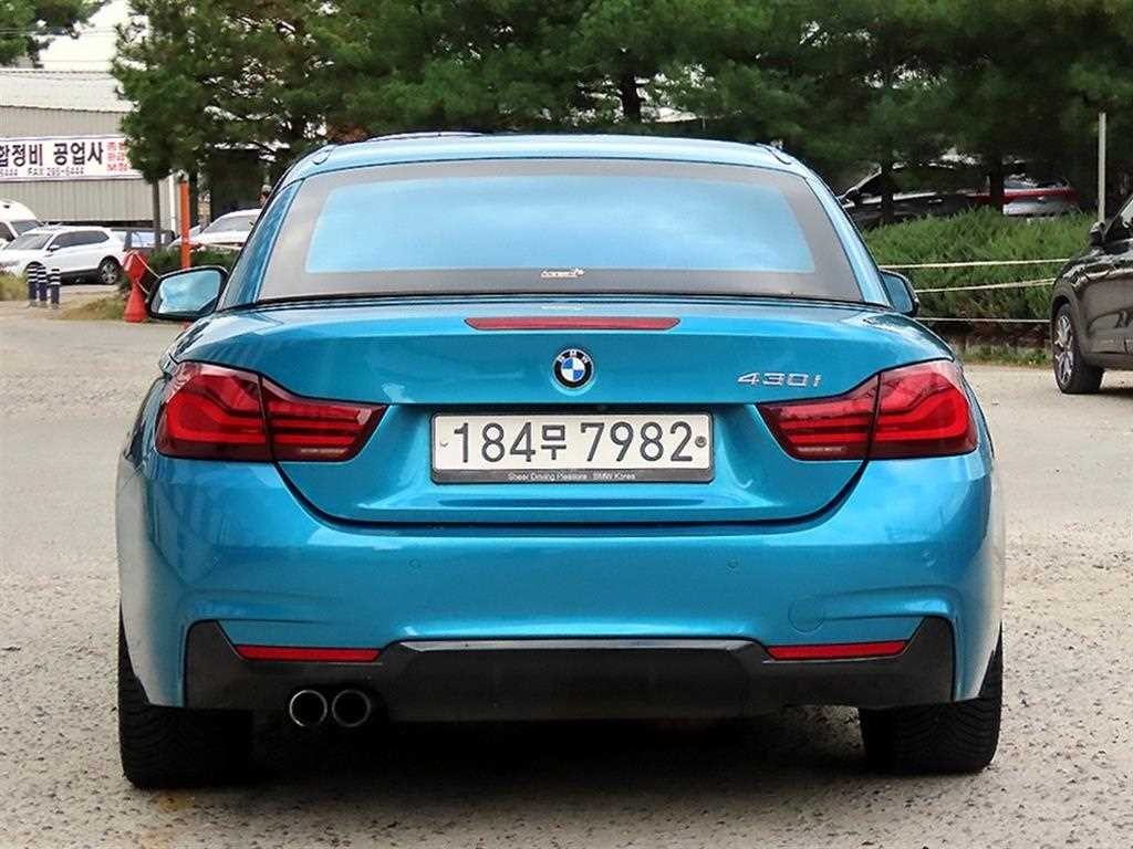 BMW 4시리즈 4시리즈 (F32) 430i 컨버터블 M 스포츠 이미지 4