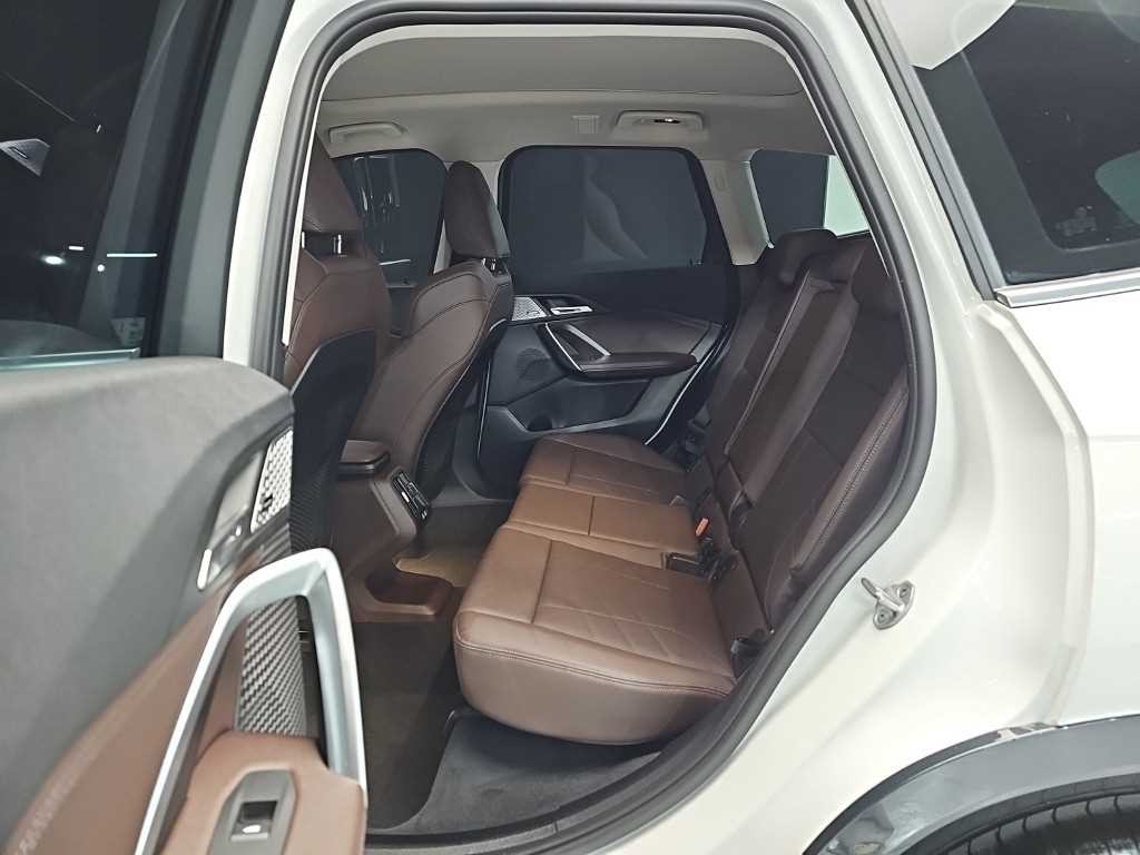 BMW X1 X1 (U11) sDrive 20i xLine 이미지 12