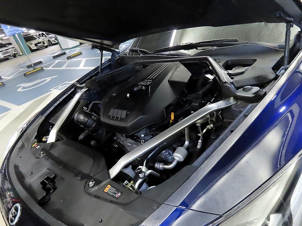 기아 스팅어 가솔린 2.0 터보 2WD 플래티넘 이미지 19