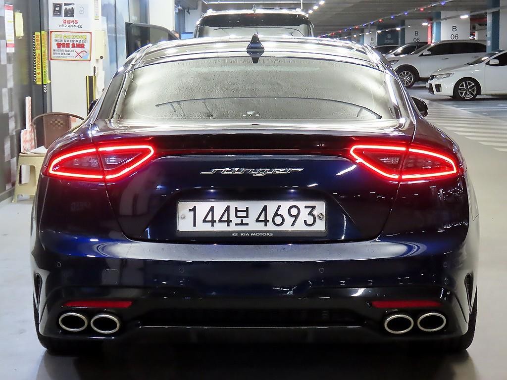 기아 스팅어 가솔린 2.0 터보 2WD 플래티넘 이미지 5