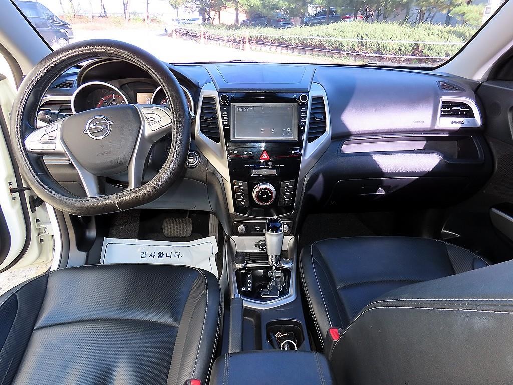 KG모빌리티(쌍용) 티볼리 디젤 2WD 1.6 VX 이미지 7