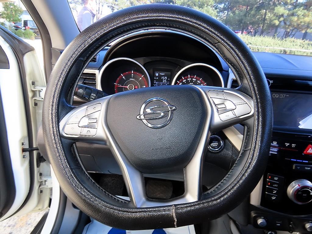KG모빌리티(쌍용) 티볼리 디젤 2WD 1.6 VX 이미지 8