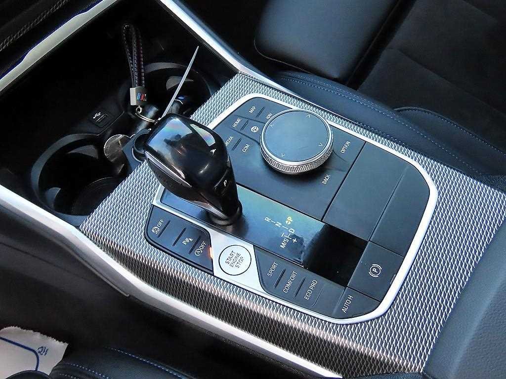 BMW 3시리즈 3시리즈 (G20) 320i M 스포츠 이미지 12
