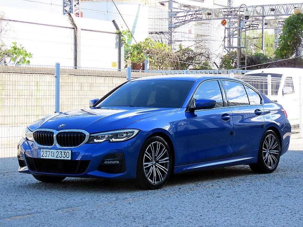 BMW 3시리즈 3시리즈 (G20) 320i M 스포츠 이미지 2